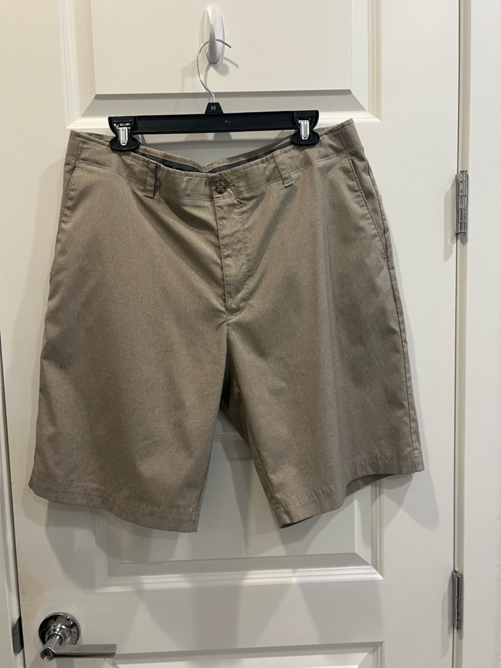 PGA Tour Men's Tan Flat-Front Golf Shorts